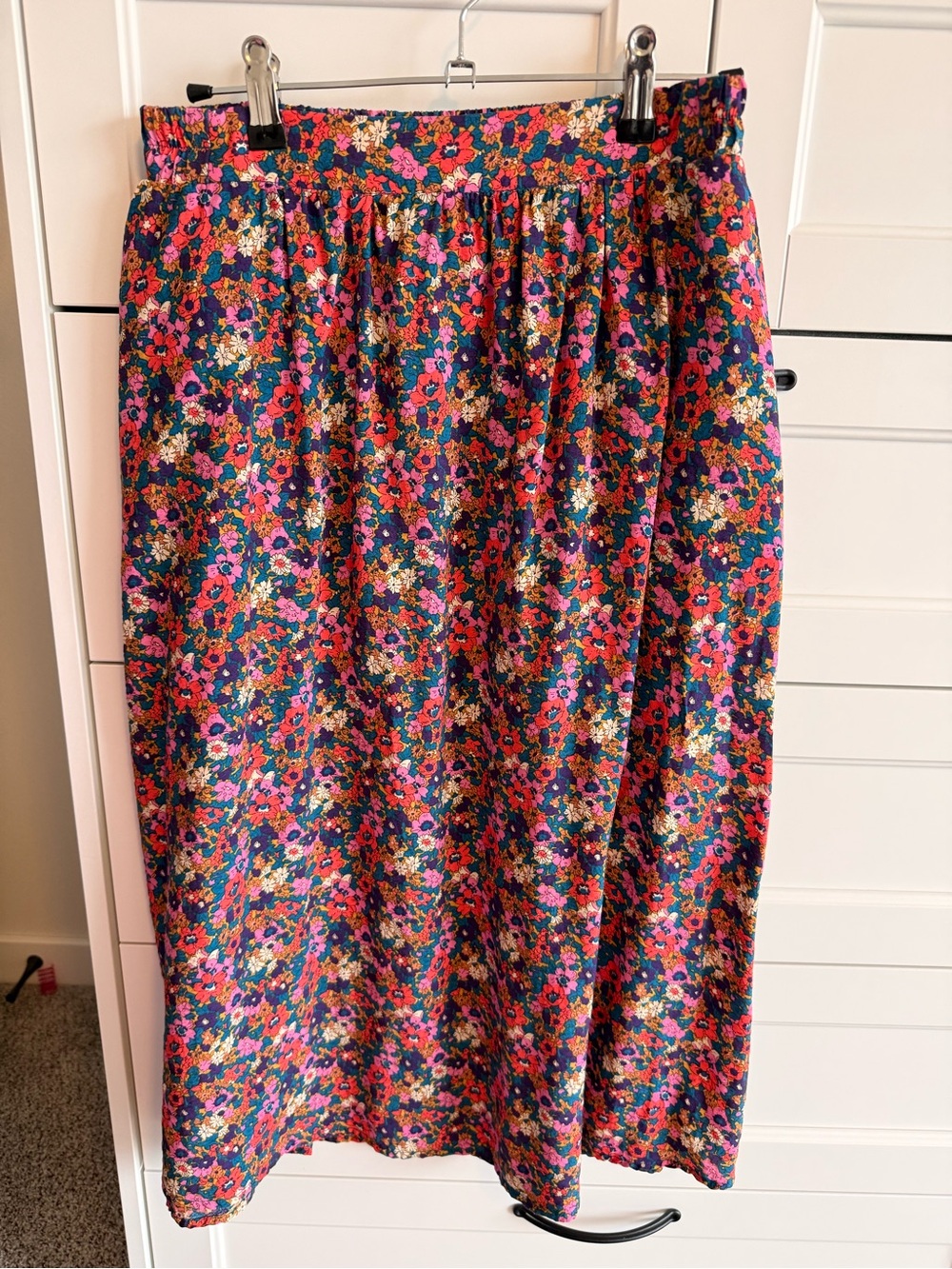 Lollys Laundry Floral Midi Skirt in Navy and Pink